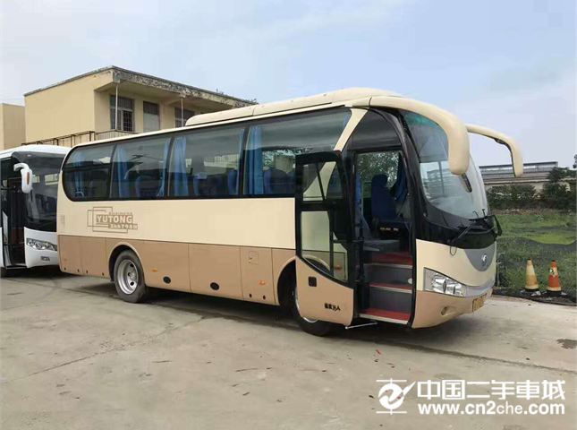 autobus de yutong utilisé par porcelaine