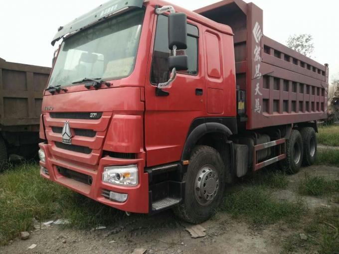 Les camions- 2013 de camion à benne basculante de Sinotruk HOWO 375hp 420hp évalue le camion à benne basculante du howo 6x4 de sinotruck
