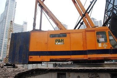 grue de chenille utilisée par 150T de P&H KOBELCO 7150. Syrien Uzbekstan