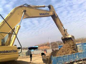machines 2007 du Japon d'excavatrice de KOMATSU utilisées par pc200-7