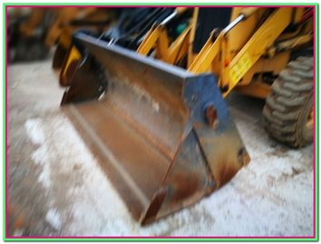 Chargeurs utilisés de pelle rétro de JCB à vendre le JCB 4*4 4*2 3cx : Chargeur d'embout avant utilisé