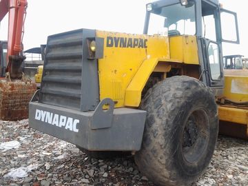 le compacteur utilisé Dynapac CA30D CA301D 2010 a utilisé le rouleau de route original de la SUÈDE de couleur à vendre utilisé à Changhaï