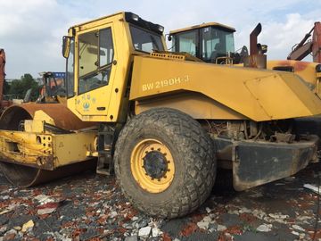 BOMAG BW219HD-3 2005 a utilisé le compacteur utilisé de rouleau de route fait dans le fût lisse vibratoire Changhaï utilisé par rouleau de l'Allemagne