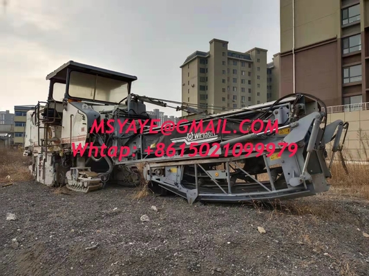 Utilisé 12 pieds Blade Cat W1900 W2000 Topcon Motor Graders avec kits de déchiquetage une fraiseuse à froid