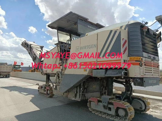 Vente de machines de fraisage à froid d'asphalte usagées W195 W205 Wirtgen WIRTGEN Vente d'équipements pour l'asphalte / pavés / béton