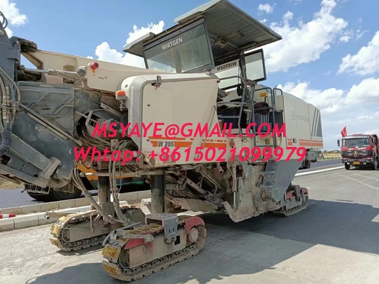 Vente de machines de fraisage à froid d'asphalte usagées W195 W205 Wirtgen WIRTGEN Vente d'équipements pour l'asphalte / pavés / béton