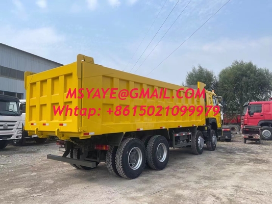 420 chevaux Used Sinotruk Dump Truck Rouge Couleur manuelle Transmission entreprises de construction
