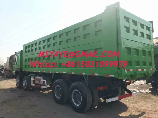 SINOTRUK 8*4 Véhicule de déplacement de terre pour une expérience de déplacement de terre automatique manuelle en douceur