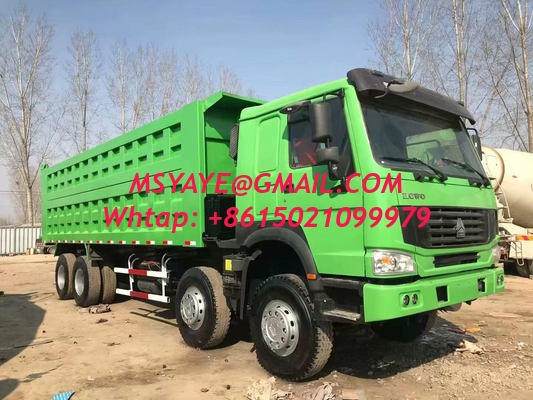 SINOTRUK 8*4 Véhicule de déplacement de terre pour une expérience de déplacement de terre automatique manuelle en douceur
